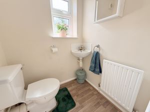 CLOAKROOM- click for photo gallery